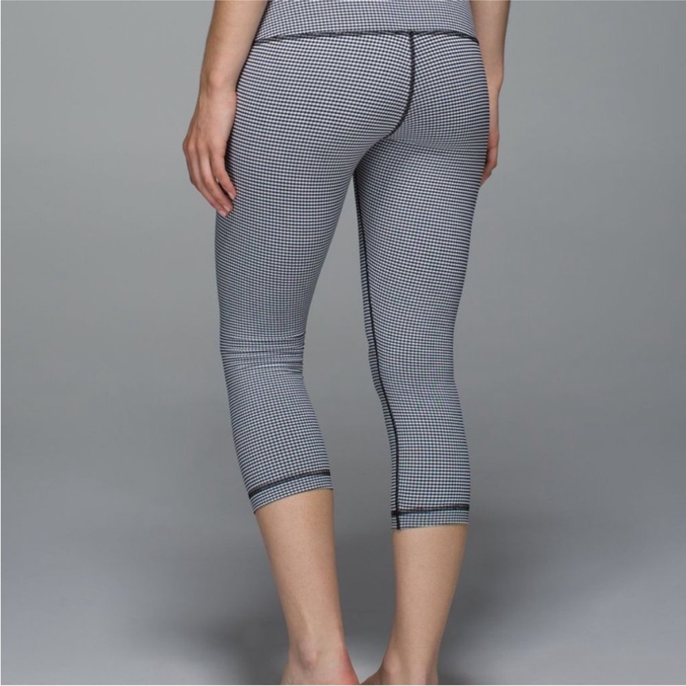 Lululemon crop leggings